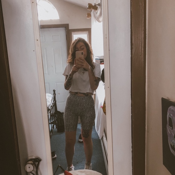 Meet your Posher, Cathryn - Picture 4 of 8